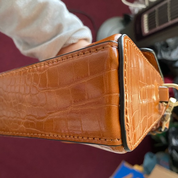 Zara Crossbody Bag with Handle - Picture 7 of 13